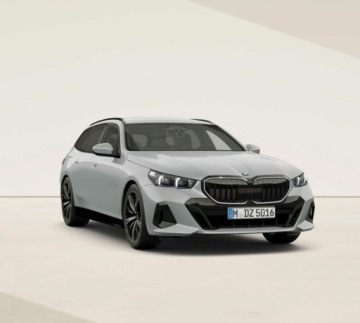 BMW Seria 5 G90-91 Touring 2.0 520d 197KM 2024 BMW 520 M Pakiet,M Pro,HAK, KeyLess, IconicGlow, S