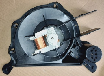 Мотор вентилятора духовки 13 Вт Bosch 12019136