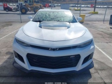 Chevrolet Camaro VI 2018 Chevrolet Camaro ZL1 2018 6.2l 6.2 Benzyna 650KM, zdjęcie 7
