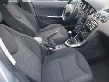 Peugeot 308 I Hatchback 5d 1.6 HDi FAP 112KM 2011 Peugeot 308 1.6 HDi, Navi, Klima, Klimatronic, zdjęcie 8