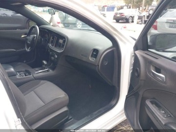 Dodge Charger VII 2022 Dodge Charger Sxt 2022 3.6l 3.6 Benzyna 292KM, zdjęcie 9