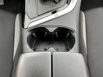 Peugeot 3008 II Crossover 1.2 PureTech 130KM 2019 Peugeot 3008 Kamera cofania Zadbany FV23%, zdjęcie 19