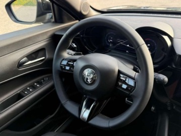 Alfa Romeo Junior SUV 1.2 Hybrid 145KM 2026 ALFA ROMEO Junior Ibrida Suv 1.2 (145KM) 2026, zdjęcie 10