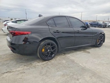 Alfa Romeo Giulia II 2019 Alfa Romeo Giulia 2019 2.0l 2.0 Benzyna 280KM, zdjęcie 3