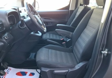 Opel Combo E Kombivan 1.5 Diesel 102KM 2018 Opel Combo 1.5 Diesel 102KM, zdjęcie 11