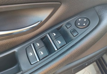 BMW Seria 5 F10-F11 Limuzyna Facelifting 528i 245KM 2016 BMW Seria 5 Super Stan 245KM xDRIVE Zobacz GWARANCJA 2.0 Benzyna 245KM, zdjęcie 30