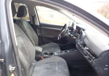 Volkswagen Golf VIII Hatchback 1.0 eTSI mHEV 110KM 2023 Volkswagen Golf Okazja Hybryda 110KM, zdjęcie 18