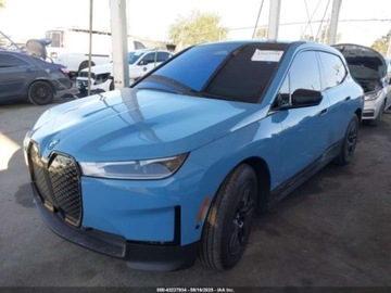 BMW iX 2023 BMW iX xDrive50 2023 Elektryczny 516KM, zdjęcie 1