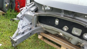 HYUNDAI I10 III 19- ČTVRTKA PŘEDNÍ PRAVÁ KÓD R3W