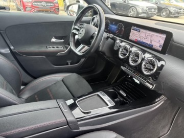 Mercedes Klasa A W177/V177 Sedan Facelifting 1.3 200 163KM 2023 Mercedes-Benz A 200, zdjęcie 17