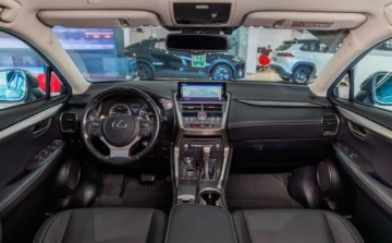 Lexus NX I SUV Facelifting 300 238KM 2021 Lexus NX 300 F Impression AWD 2.0 Benzyna 238KM, zdjęcie 4
