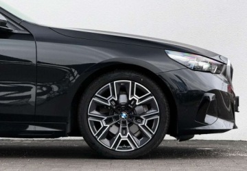 BMW Seria 5 G90-91 Touring 2.0 520d 197KM 2025 BMW Seria 5 Salon PL M Sport Harman Gwarancja Bezwypadkowy FVAT23, zdjęcie 10