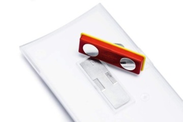 ИДЕНТИФИКАТОРЫ С МАГНИТОМ СЕРИИ Прочный CLICK FOLD 40 X 75 MM