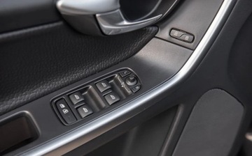 Volvo XC60 I 2010 Volvo XC 60 2.0D4 163KM Xenon SKora Navi ALu 2xPdc Full Serwis Gwarancjia, zdjęcie 15