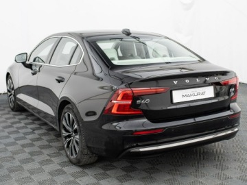 Volvo S60 III Sedan Facelifting 2.0 B4 197KM 2023 Volvo S60 GD4J393#B4 B Plus Bright K.cof Podgrz.f, zdjęcie 3