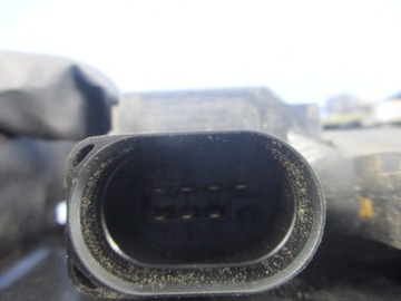 AUDI A4 B6 KOMBI ZÁMEK DVEŘE ZADNÍ PRAVÝ 7PIN+LINKA