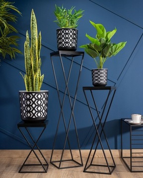 ЧЕРНАЯ ПРОМЫШЛЕННАЯ ПОДСТАВКА ДЛЯ ЦВЕТОВ САДОВАЯ ТЕРРАСА 70 см