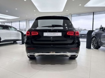 Mercedes GLC C253 SUV Facelifting 2.0 200d 163KM 2019 Mercedes-Benz GLC 200d 4-Matic Kamera cofania Nawigacja LED Salon Pols, zdjęcie 2