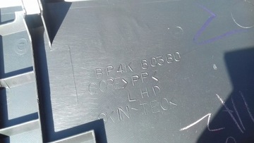 DESKA ROZDĚLOVAČE KONZOLA AIRBAG MAZDA 3 BK 03-06