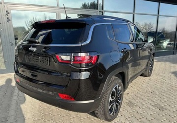 Jeep Compass II SUV Facelifting 1.5 MHEV T4 130KM 2024 Jeep Compass Jeep Compass 1.5 T4 mHEV Freedom Edition I FWD SampS DCT 1.5, zdjęcie 8