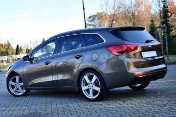 Kia Ceed II Kombi 1.6 GDI 135KM 2014 Kia Cee'd 1,6 GDi Ledy Skóra Duża Navi Kamera, zdjęcie 1