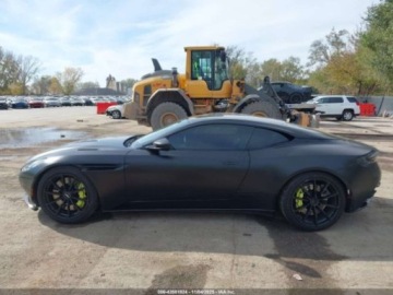 Aston Martin DB11 2019 Aston Martin DB11 Amr Signature 2019 5.2l 5.2 Benzyna 630KM, zdjęcie 2