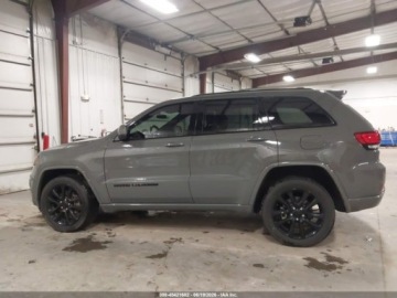 Jeep Grand Cherokee IV 2021 Jeep Grand Cherokee Laredo X 4x4 2021 3.6 Benzyna 295KM, zdjęcie 1