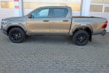 Toyota Hilux VIII Podwójna kabina Facelifting 2024 2.8 D-4D 204KM 2026 TOYOTA HiLux Double Cab Invincible Pickup 2.8 204KM 2026, zdjęcie 1
