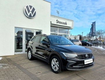 Volkswagen Tiguan II SUV Facelifting 2.0 TDI 150KM 2022 Volkswagen Tiguan 2,0 TDI 150kM 4Motion Life Salon Polska F.Vat 23 2.0