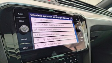 Volkswagen Passat B8 Variant Facelifting 2.0 TDI SCR 200KM 2022 Volkswagen Passat Variant 2.0TDI 200KM 4x4 ACC Kam, zdjęcie 28