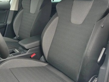 Skoda Octavia IV Liftback 1.5 TSI EVO 150KM 2025 SKODA Octavia Selection 1.5 TSI mHEV DSG Combi 150KM 2025, zdjęcie 4