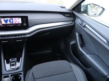 Skoda Octavia IV Kombi 2.0 TDI 150KM 2022 Skoda Octavia 2.0 TDI, Salon Polska, zdjęcie 7