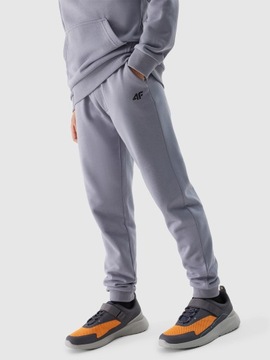 СПОРТИВНЫЕ БРЮКИ ДЛЯ МАЛЬЧИКОВ 4F – СВЕТЛО-ГОЛУБЫЕ, размер 152