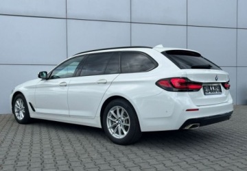 BMW Seria 5 G30-G31 Touring Facelifting 2.0 520d 190KM 2023 BMW Seria 5 xDrive Skora Automat Virtual Navi PDC Led FV23, zdjęcie 2