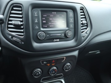 Jeep Compass II SUV 1.4 MultiAir 140KM 2017 Jeep Compass 1.4 MultiAir, Salon Polska, zdjęcie 11