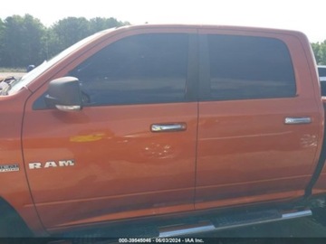 Dodge Ram IV 2010 Dodge RAM 2010 Dodge Ram 1500 2WD Crew Cab 140.5 SLT 5.7 Benzyna 390KM, zdjęcie 13