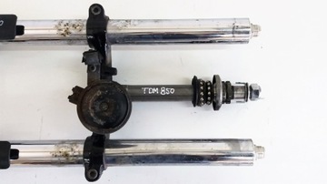 YAMAHA TDM 850 półka dolna zawieszenia