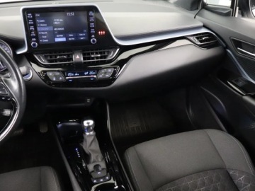 Toyota C-HR I Crossover Facelifting 1.8 Hybrid 122KM 2021 Toyota C-HR 1.8 Hybrid, Salon Polska, Automat, zdjęcie 7