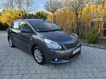 Toyota Verso Minivan 2.0 D-4D 126KM 2012 Toyota Verso 2.0 127 KM Klimatronik, zdjęcie 1