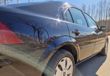 Ford Mondeo III Sedan 2.5 170KM 2002 Ford Mondeo 2.5 V6 170KM Ghia Oryginal Klima 2.5 Benzyna 170KM, zdjęcie 15