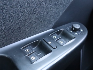 Volkswagen Passat B6 Sedan 2.0 TDI 140KM 2008 VW Passat 2.0 TDI, Klima, Klimatronic, El. szyby, zdjęcie 14