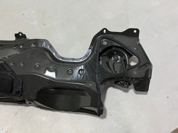 COROLLA E21 PODSZYBIE METALOWE
