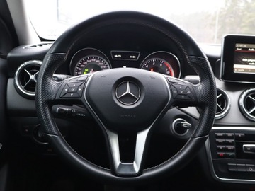 Mercedes GLA I Off-roader 1.6 200 156KM 2014 Mercedes GLA GLA 200, Salon Polska, Serwis ASO, zdjęcie 14