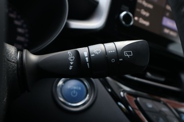 Toyota C-HR I Crossover Facelifting 1.8 Hybrid 122KM 2020 Toyota C-HR 1.8 Hybrid, Salon Polska, zdjęcie 21