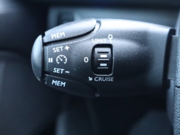 Peugeot 308 II SW Facelifting 1.5 BlueHDI 130KM 2019 Peugeot 308 1.5 BlueHDi, Salon Polska, zdjęcie 16