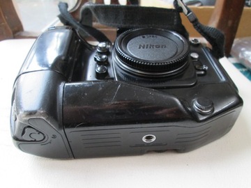 Фотоаппарат NIKON F4 - КОРПУС В РАБОТЕ