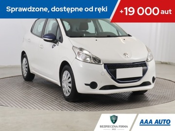 Peugeot 208 I Hatchback 3d 1.0 VTI 68KM 2014 Peugeot 208 1.0 VTi, Navi, Klima, Tempomat