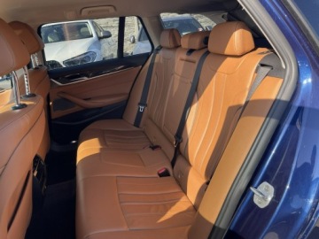 BMW Seria 5 F10-F11 Touring Facelifting 520d 190KM 2017 BMW 530 Luxury Line Xdrive Skóra Kamera Harman, zdjęcie 13