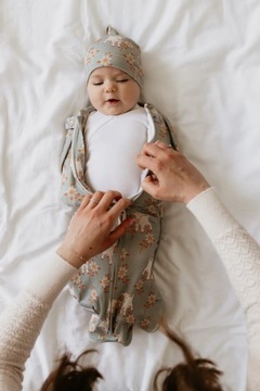 Otulacz dla niemowląt śpiworek Kokon + czapka First step 3-6,5 kg Sleepee