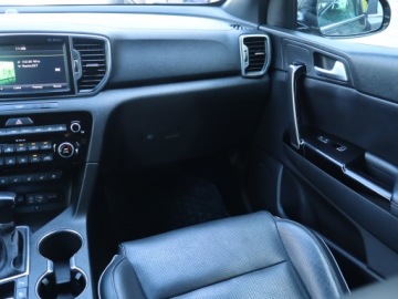 Kia Sportage IV SUV 1.6 T-GDI 177KM 2016 Kia Sportage 1.6 T-GDI, Salon Polska, zdjęcie 7